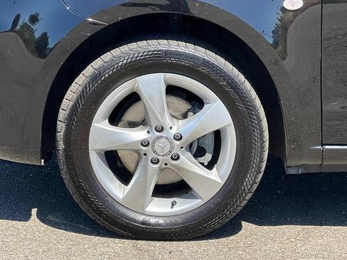 Used 2018 Mercedes-Benz Metris Passenger image 11