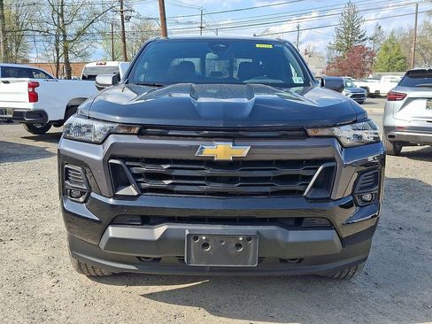 Used 2023 Chevrolet Colorado LT w/ LT Convenience Package image 2