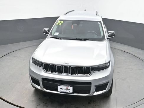 Used 2022 Jeep Grand Cherokee L Limited AWD/4WD image 25