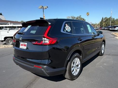 Used 2024 Honda CR-V LX image 4