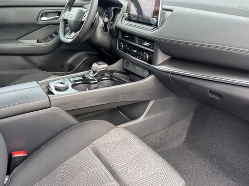 New 2026 Nissan Rogue SV image 13