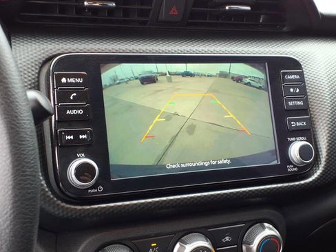 Used 2023 Nissan Kicks SV image 13