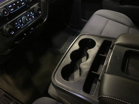 Used 2018 Chevrolet Silverado 1500 LT w/ All Star Edition RWD image 33