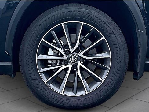 Used 2025 Lexus NX 350h AWD w/ Premium Package image 10