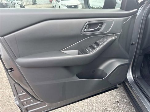 New 2026 Nissan Rogue S image 20