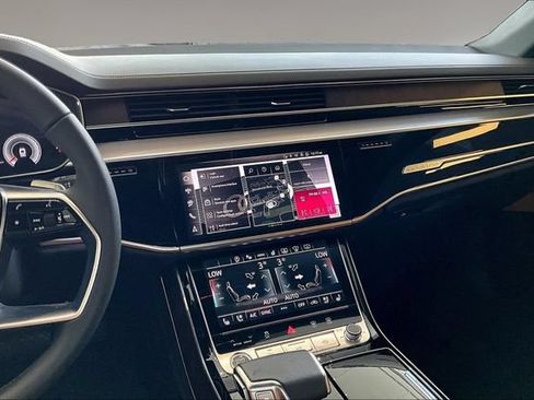 Used 2026 Audi A8 L 3.0T AWD/4WD image 9