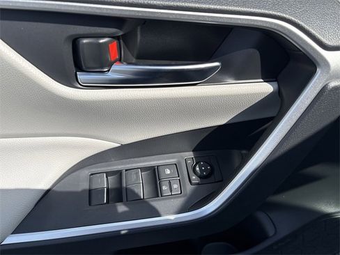 New 2025 Toyota RAV4 XLE w/ Convenience Package image 16