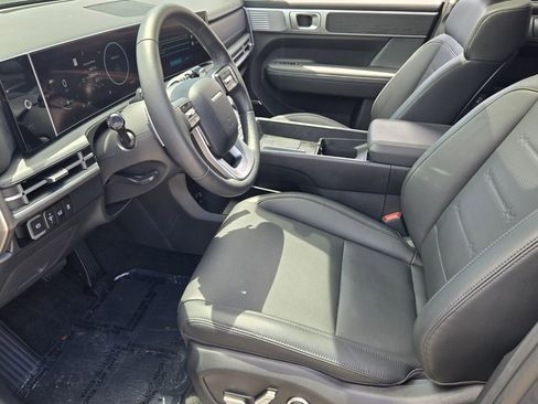 Used 2026 Hyundai Santa Fe Limited image 10