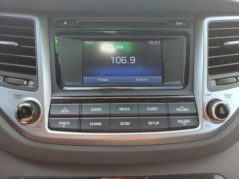 Used 2018 Hyundai Tucson SE AWD/4WD image 25