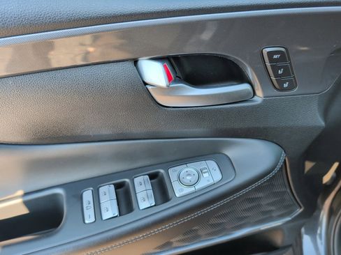 Used 2022 Hyundai Santa Fe Calligraphy image 36
