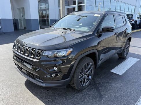 New 2026 Jeep Compass Limited image 4