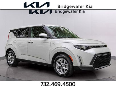 Certified 2025 Kia Soul LX w/ LX Technology Package