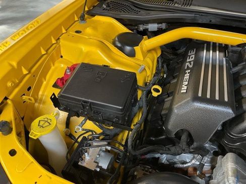 Used 2017 Dodge Challenger SRT w/ Technology Group image 48