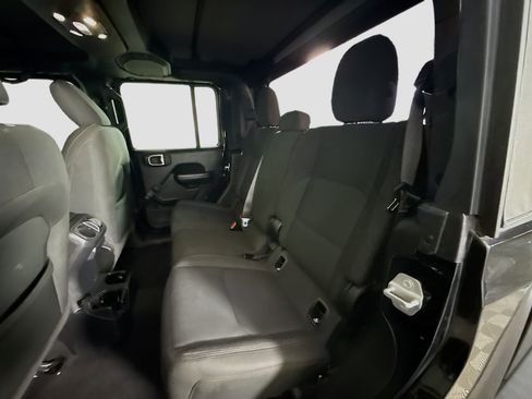 Used 2021 Jeep Gladiator Sport w/ Trailer Tow Package image 25