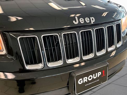 Used 2014 Jeep Grand Cherokee Laredo w/ Quick Order Package 23E RWD image 28