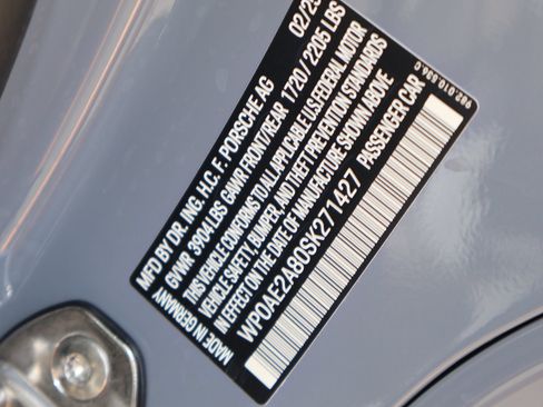 Certified 2025 Porsche 718 Cayman GT4 RS RWD image 29
