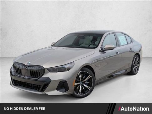 New 2027 BMW 550e xDrive AWD/4WD image 1