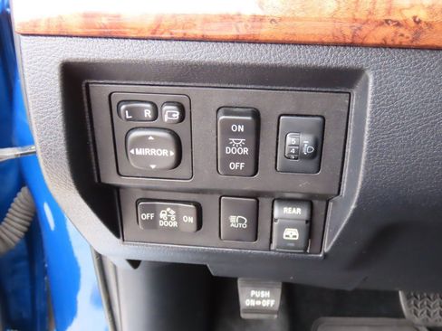 Used 2018 Toyota Tundra 1794 Edition image 26