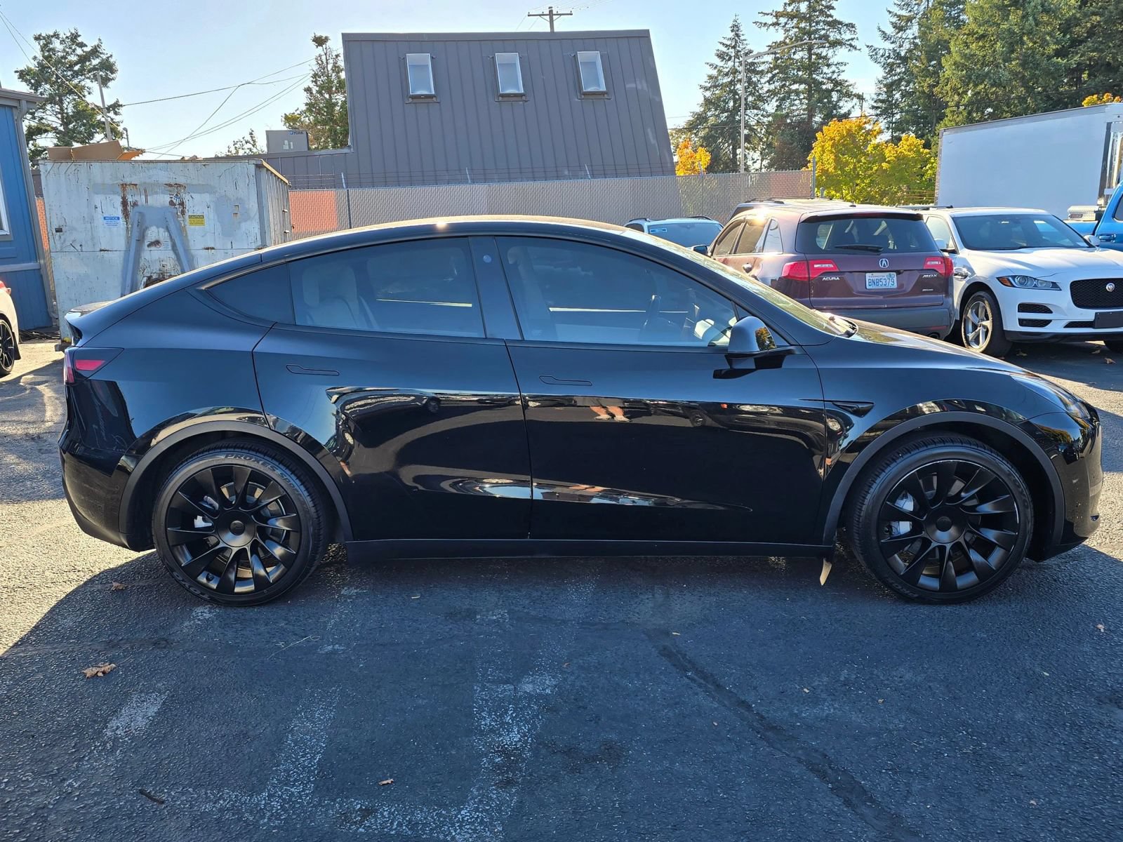 Used 2021 Tesla Model Y Long Range AWD/4WD image 6