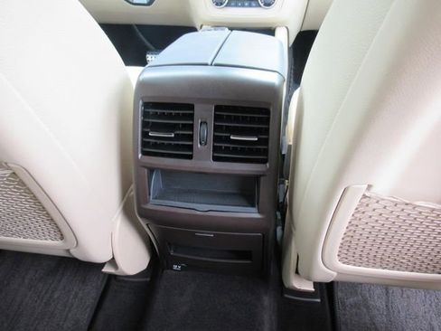 Used 2019 Mercedes-Benz GLE 400 4MATIC image 33