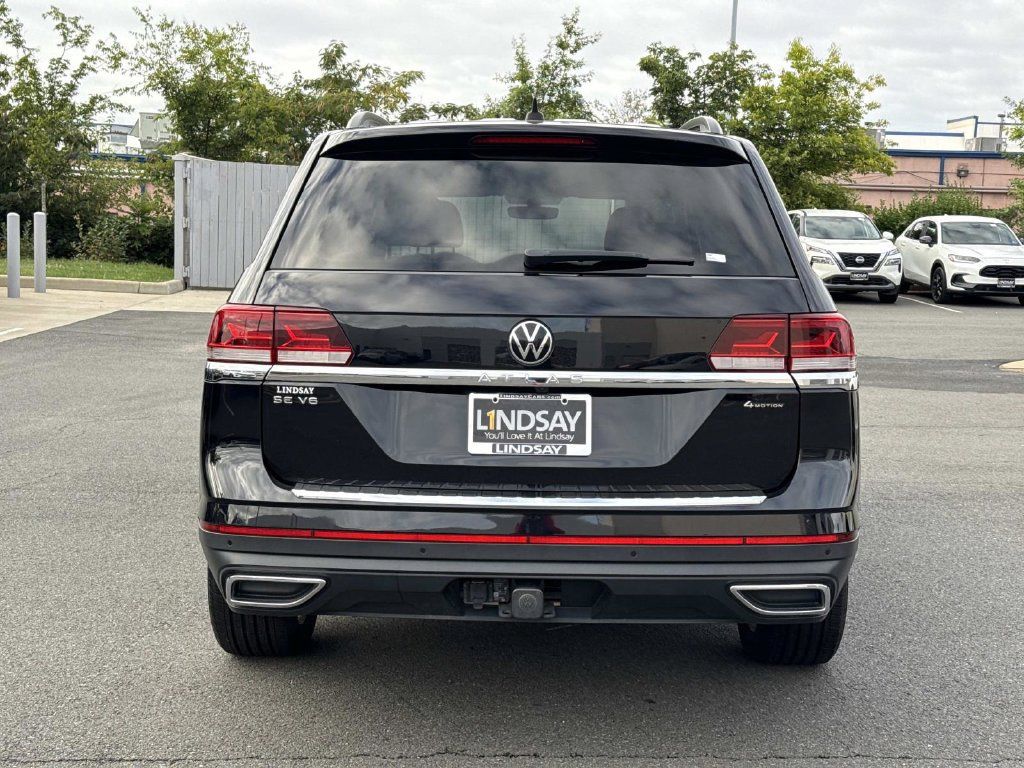 Used 2023 Volkswagen Atlas SE AWD/4WD image 4