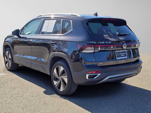 Used 2026 Volkswagen Taos SE AWD/4WD image 5