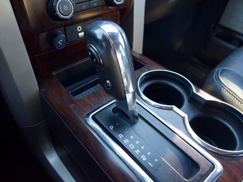 Used 2012 Ford F150 Lariat w/ Lariat Chrome Pkg image 15