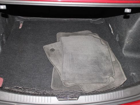 Used 2018 Chevrolet Malibu LT image 27