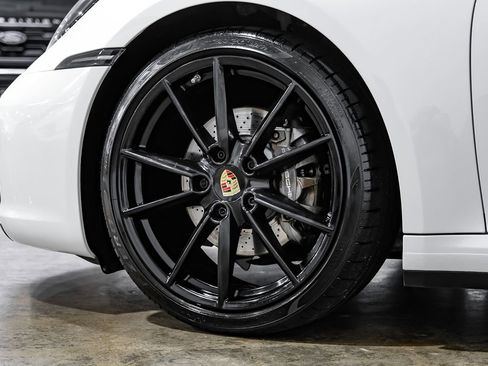 Used 2020 Porsche 911 Carrera RWD image 58