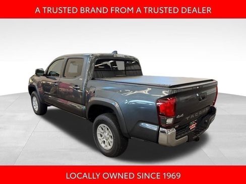 Used 2022 Toyota Tacoma SR5 image 3