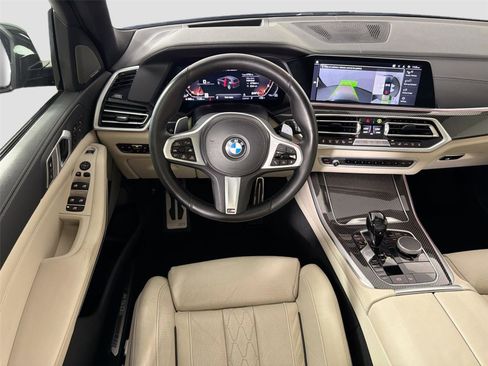 Used 2021 BMW X5 M50i AWD/4WD image 24