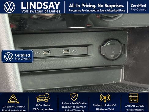 Used 2023 Volkswagen Taos SE w/ Panoramic Sunroof Package FWD image 21