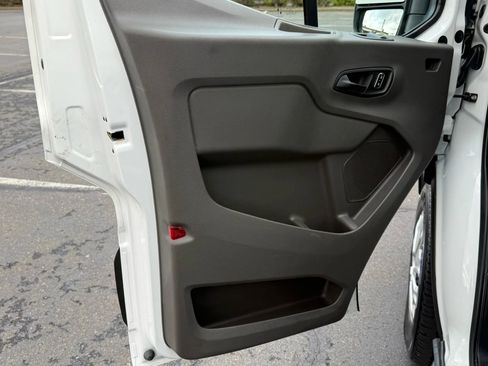 Used 2023 Ford Transit 350 XLT image 16