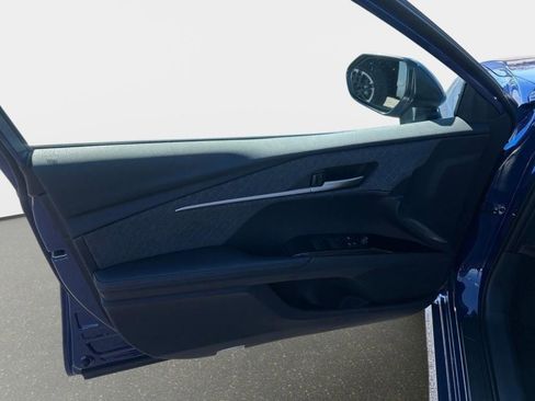 New 2026 Toyota Camry XLE image 9