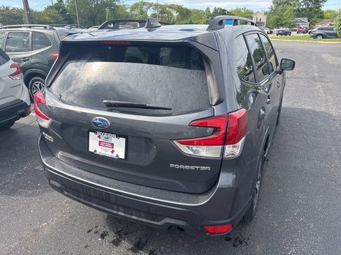 Certified 2024 Subaru Forester Premium AWD/4WD image 3