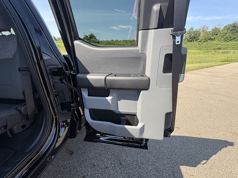 New 2026 Ford F350 XLT AWD/4WD image 17