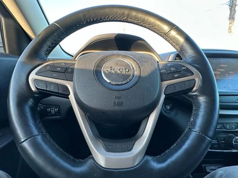 Used 2015 Jeep Cherokee Limited w/ Trailer Tow Group image 20