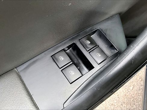 Used 2016 Buick Cascada Premium image 31