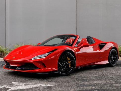 Used 2022 Ferrari F8 Tributo RWD image 53
