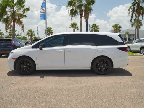 Used 2024 Honda Odyssey Sport image 8