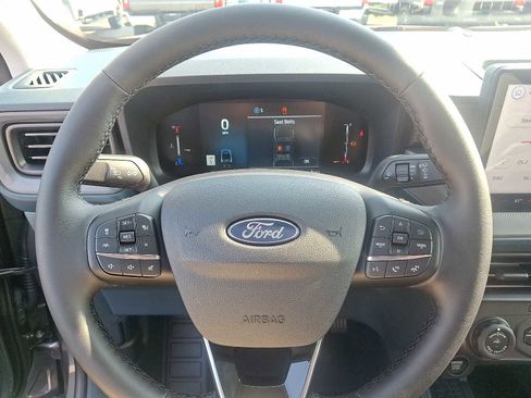 New 2025 Ford Maverick Lariat w/ Black Appearance Package image 17