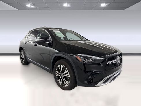 Certified 2025 Mercedes-Benz GLA 250 image 7