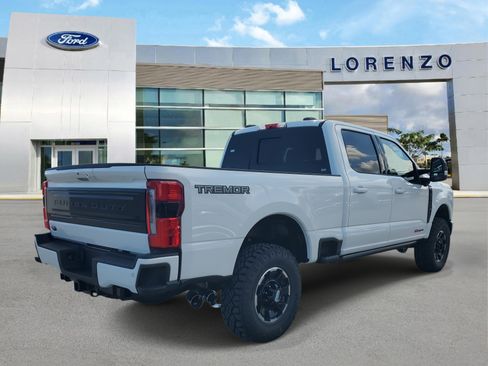 New 2026 Ford F250 Platinum w/ Tremor Off-Road Package image 4