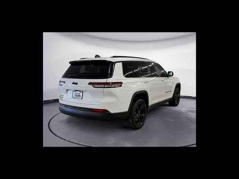 Used 2024 Jeep Grand Cherokee L Laredo AWD/4WD image 6