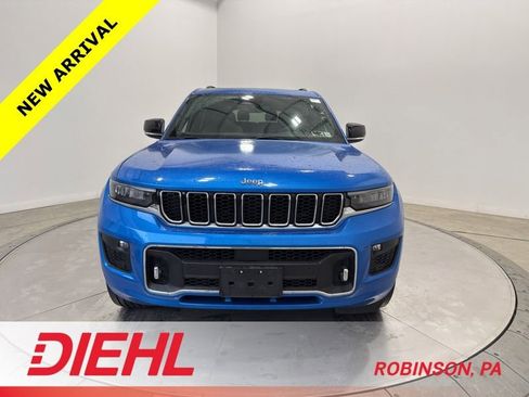 Used 2023 Jeep Grand Cherokee L Overland image 2