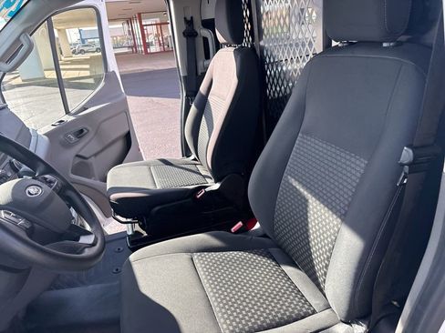 Used 2024 Ford Transit 250 Low Roof w/ Exterior Upgrade Package RWD image 42
