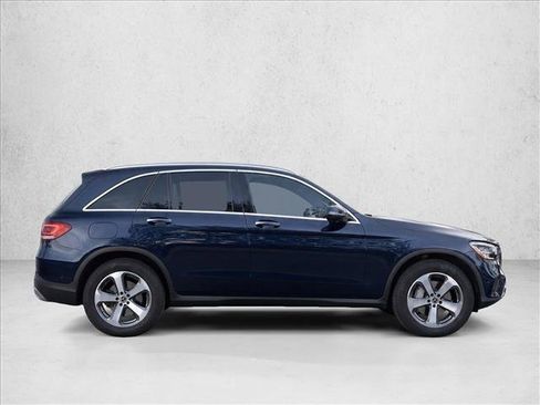 Used 2022 Mercedes-Benz GLC 300 image 8