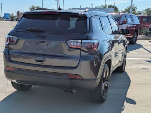 Used 2019 Jeep Compass Altitude image 3
