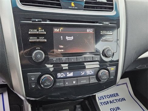 Used 2014 Nissan Altima 2.5 SV image 20