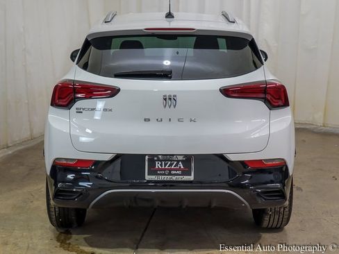 New 2026 Buick Encore GX Sport Touring image 5